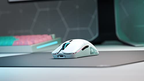 Glorious Gaming - Model O Wireless Gaming Mouse - RGB Mouse with Lights 69 g Superlight Mouse Honeycomb Mouse (Matte White Mouse) - Game-Savvy